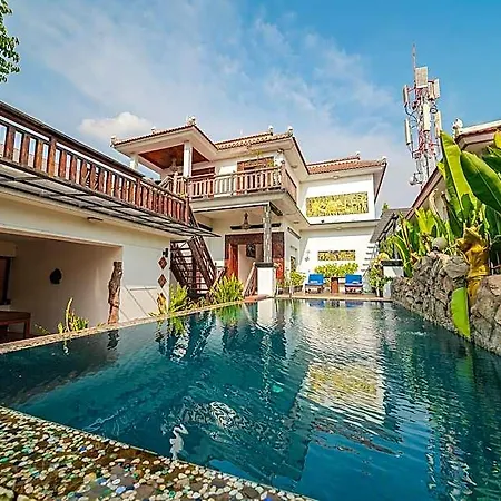Riverside Boutique Resort And Spa
